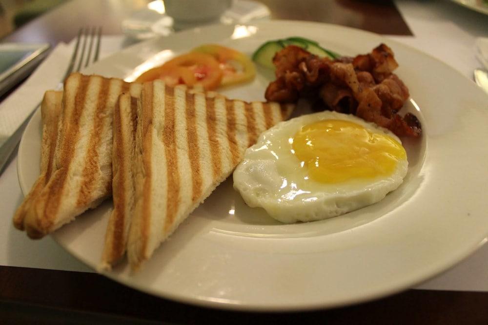Bed & Breakfast Sweet