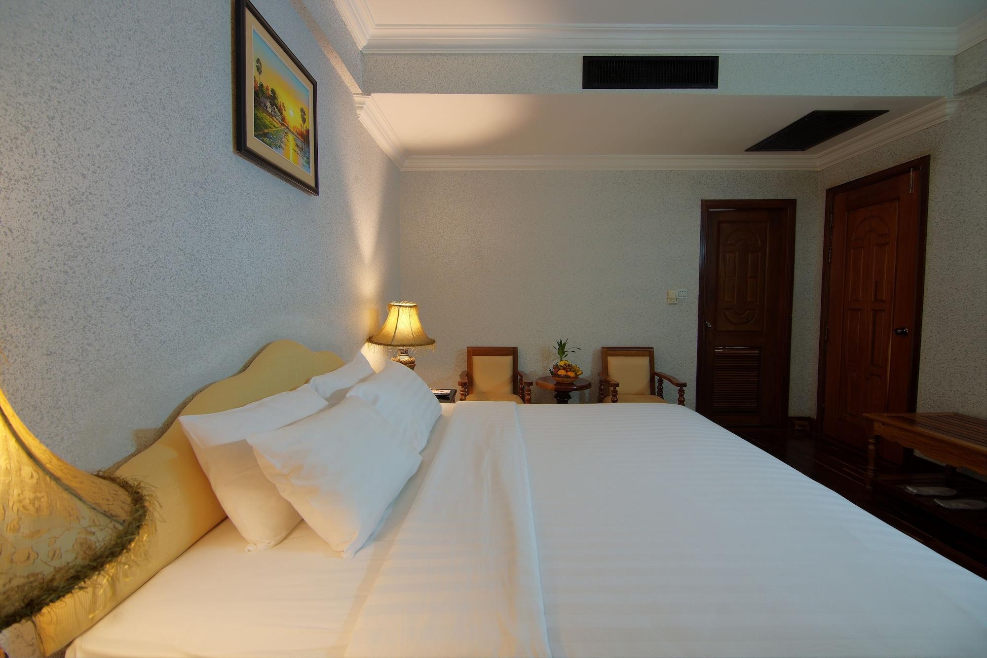 Somadevi Angkor & 5*
