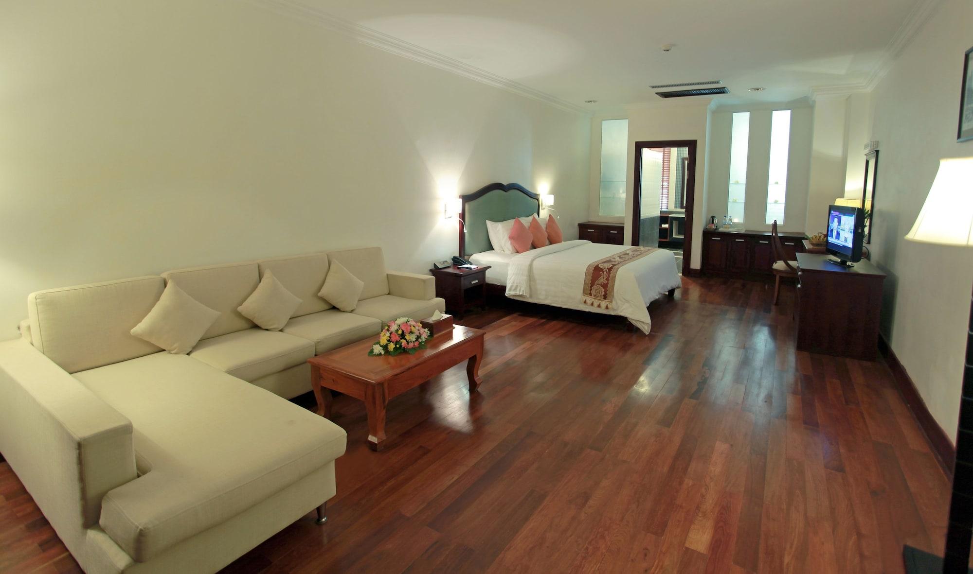 Hotel Sokhalay Angkor And 5*