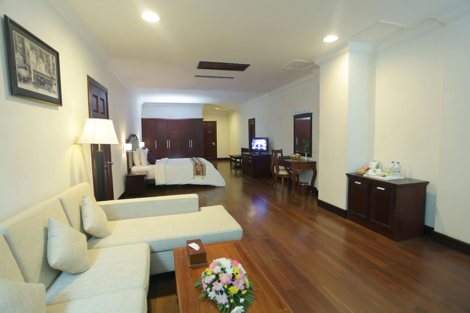 Sokhalay Angkor And