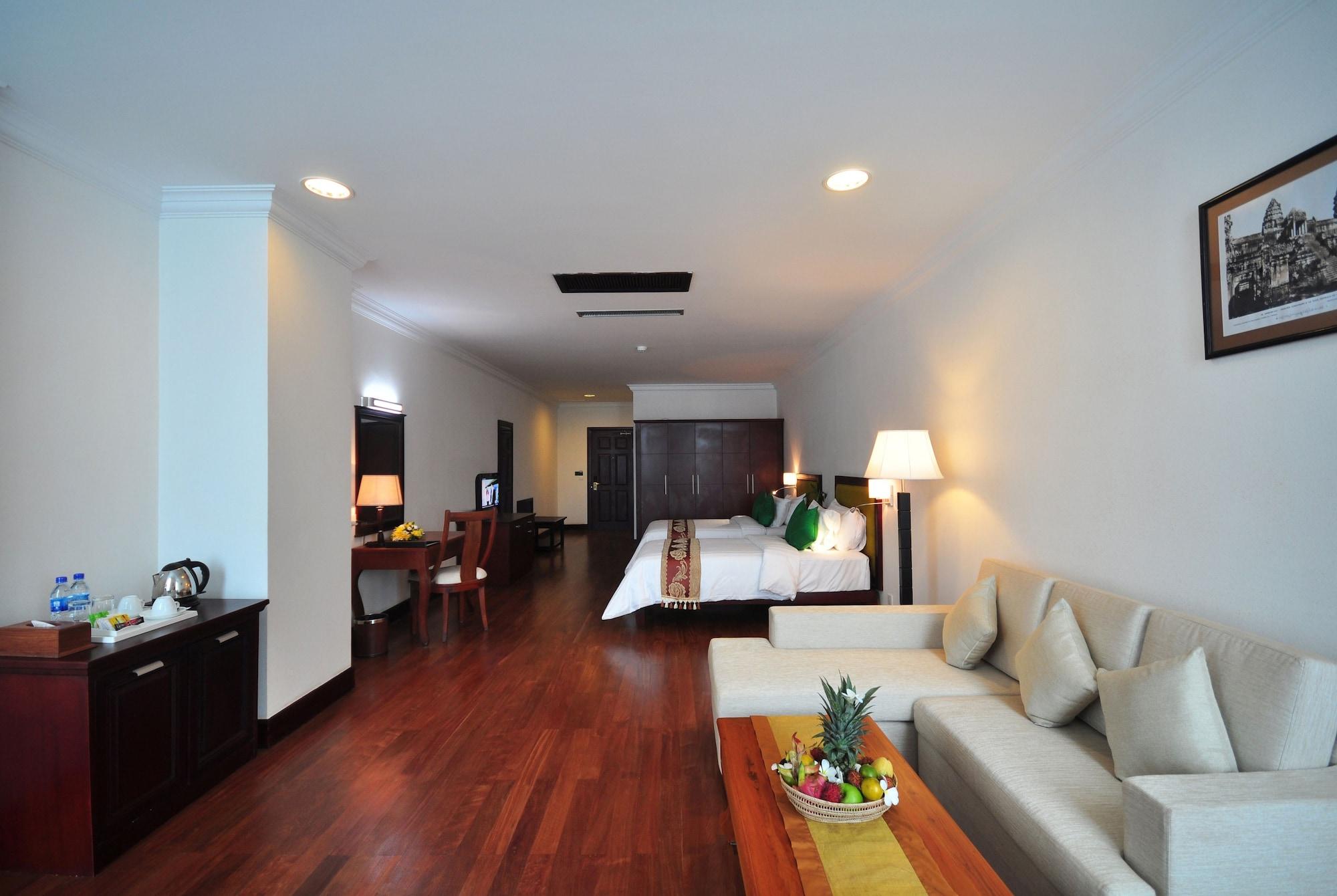 Sokhalay Angkor And Hotel 5*