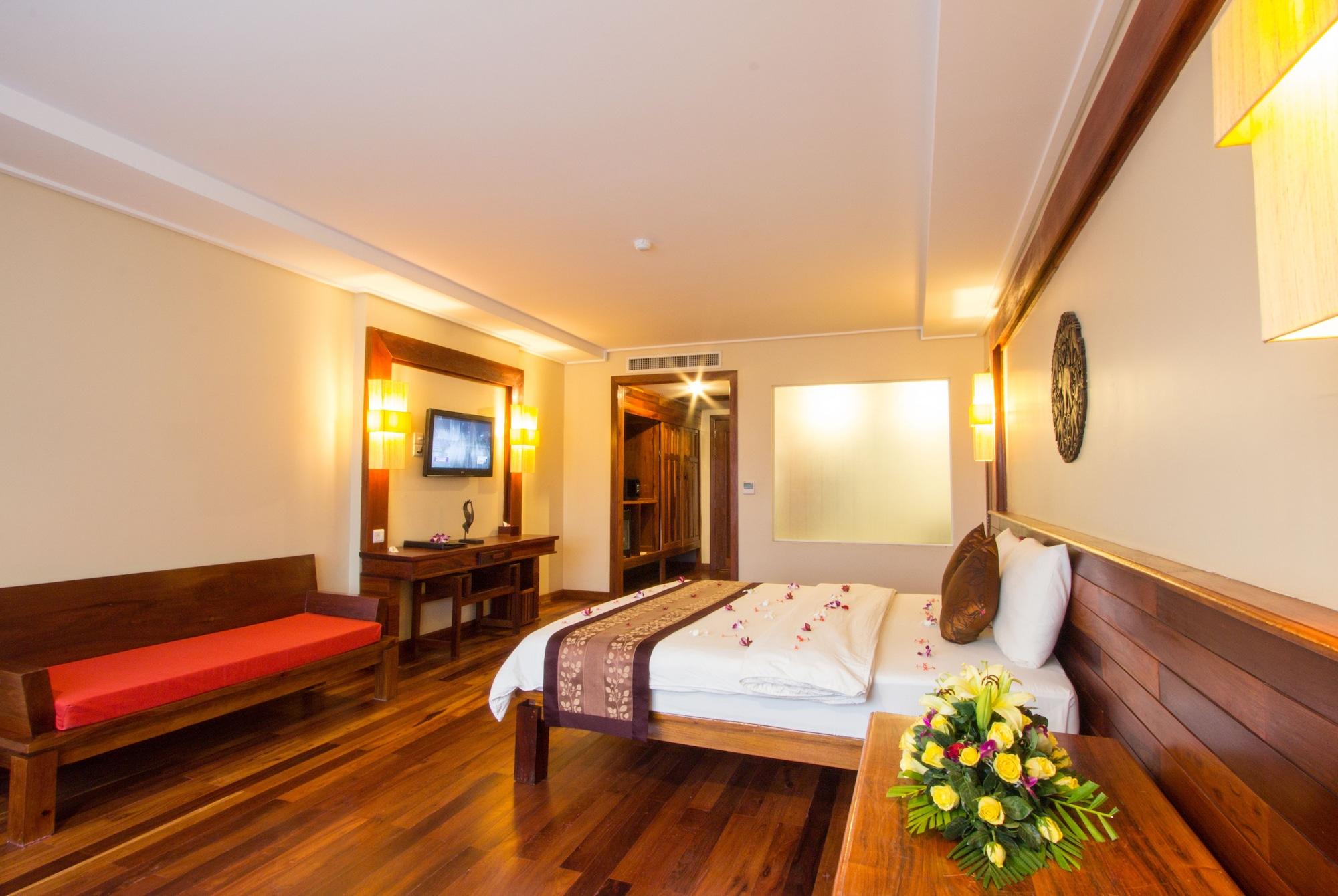 Royal Empire Premium 4*