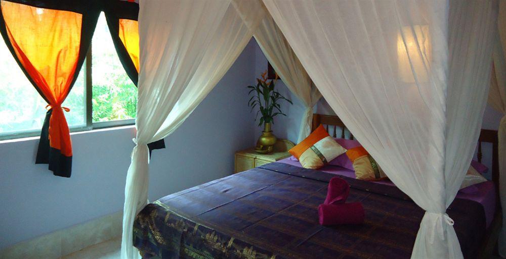 Jasmine Garden 2*