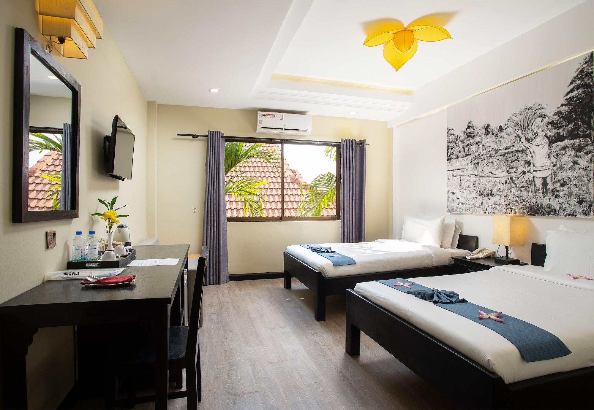 Hotel De La Chheng 3*
