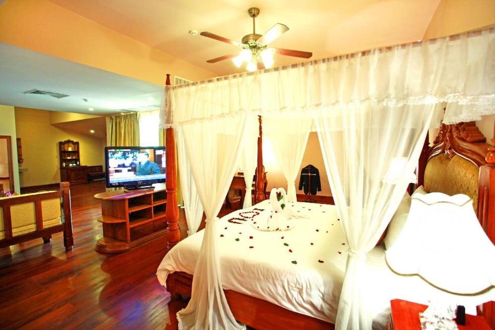 Bayon Era Hotel 4*