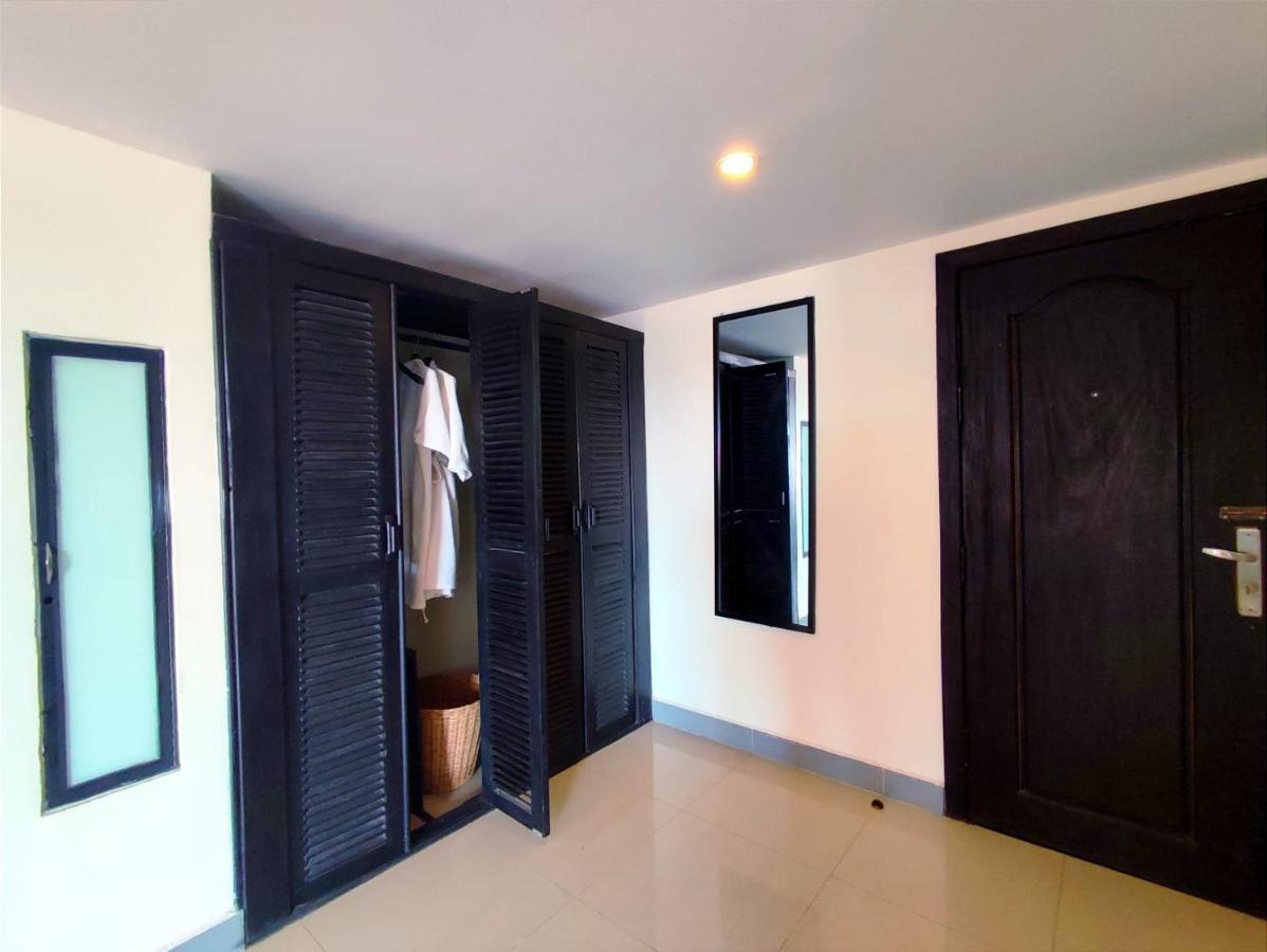 The Twin Bayon Boutique Hotel