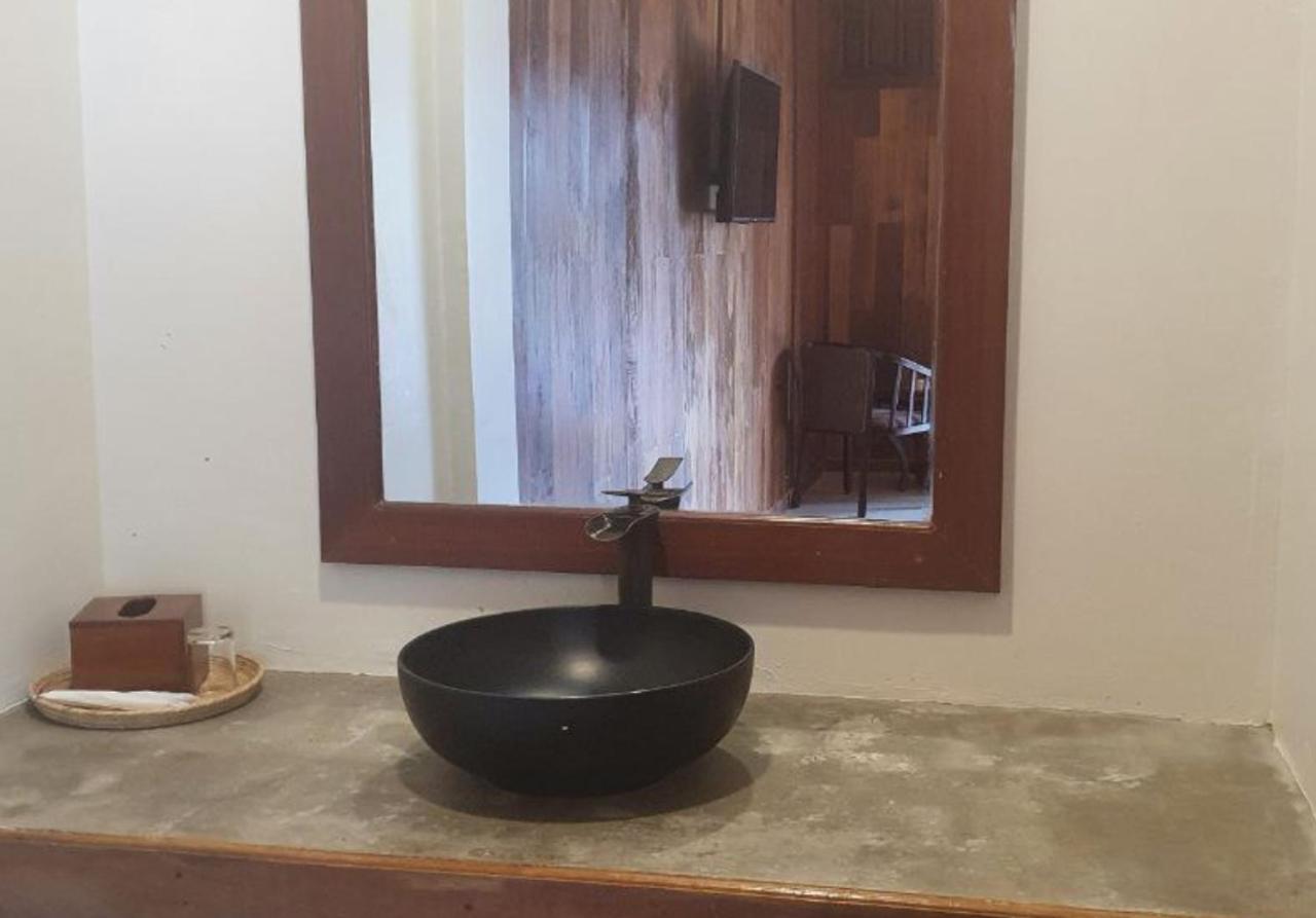 Hotel Three Little Birds 3*
