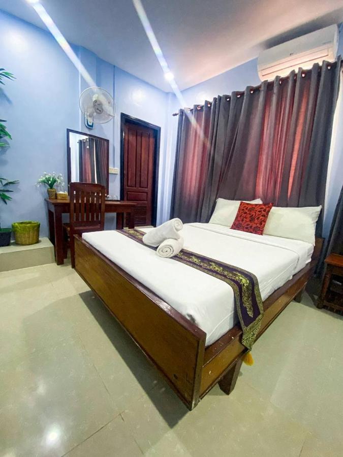 Hostel Nika's House *
