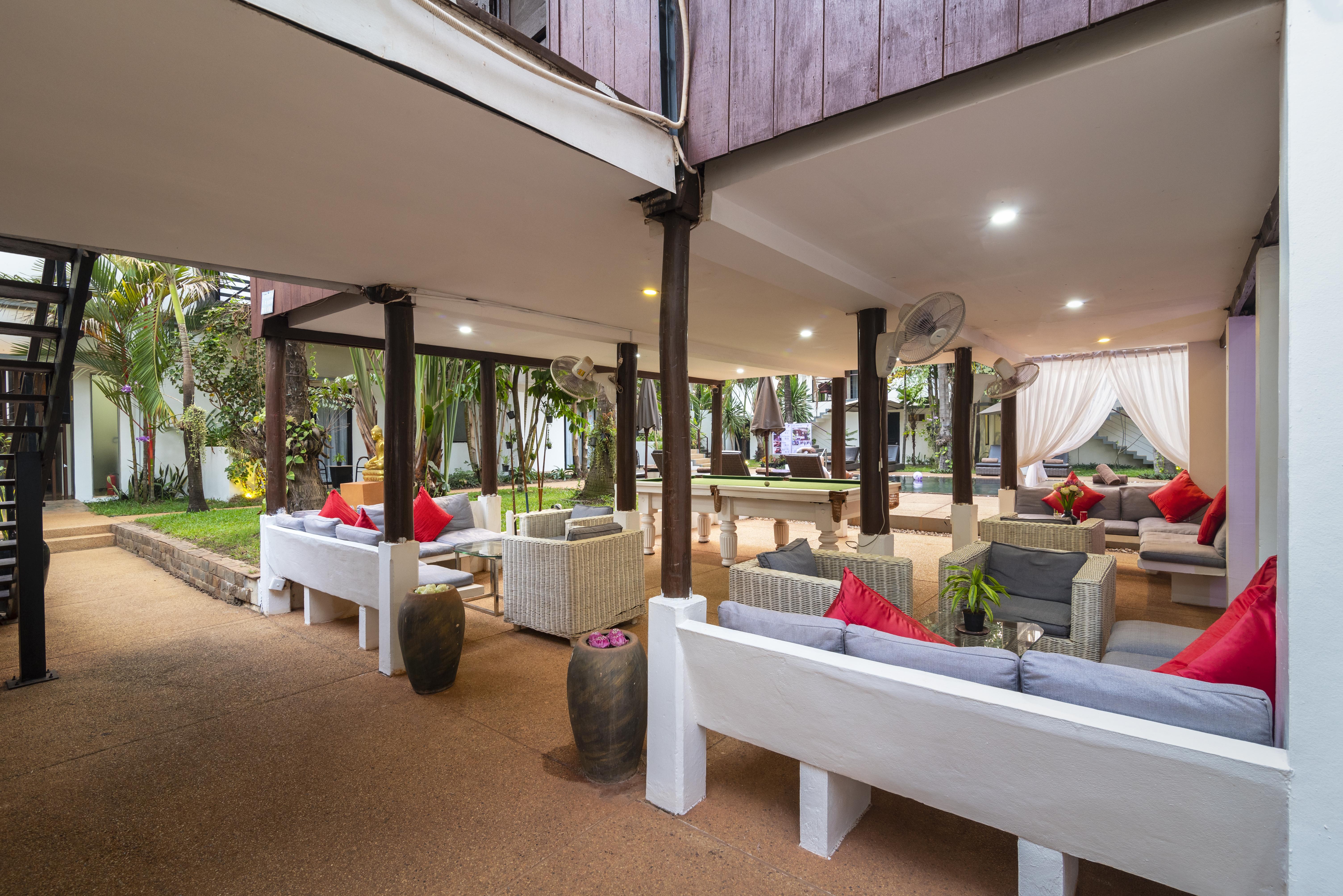 Apsara Suorkear 4*