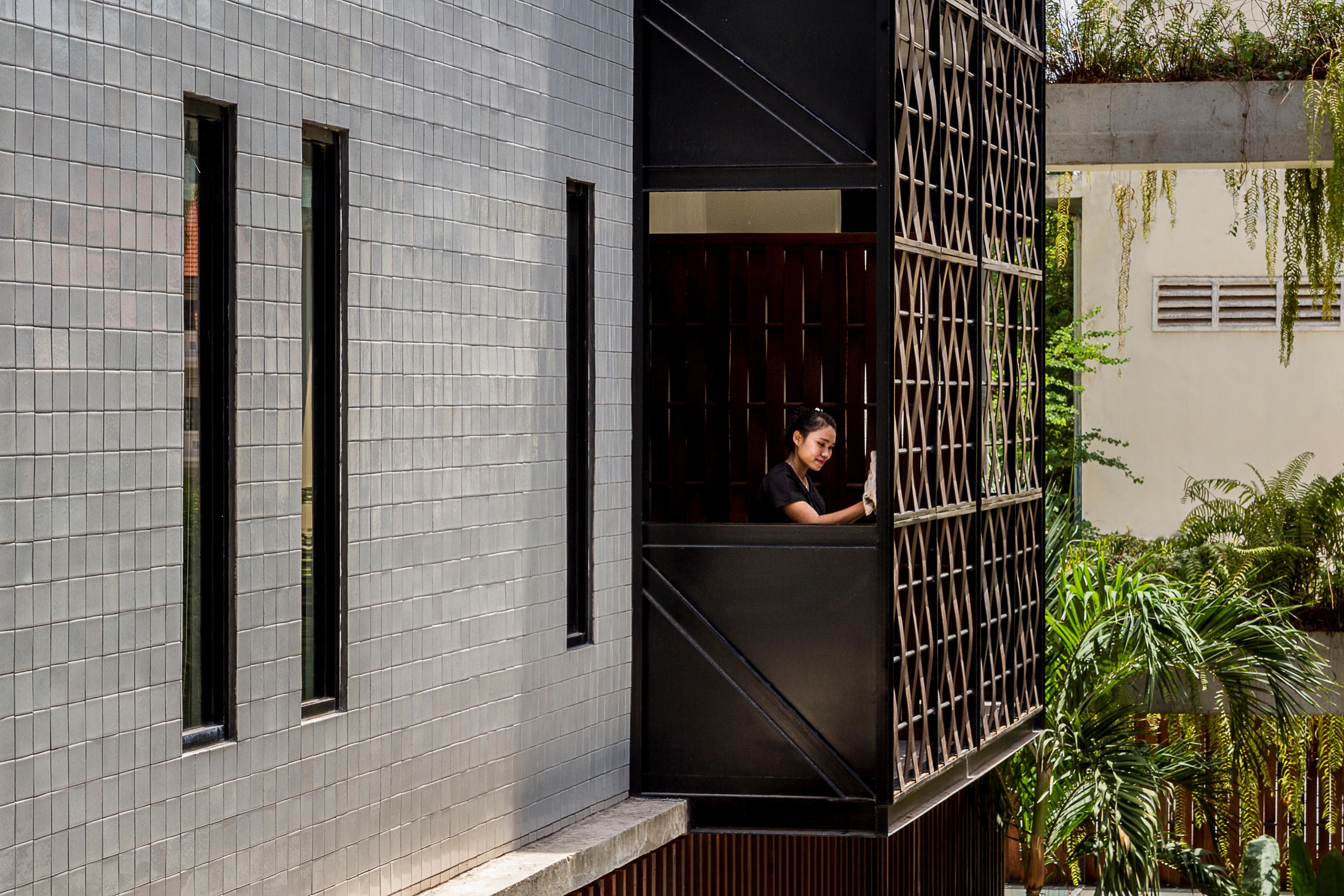 The Aviary Hotel 4*