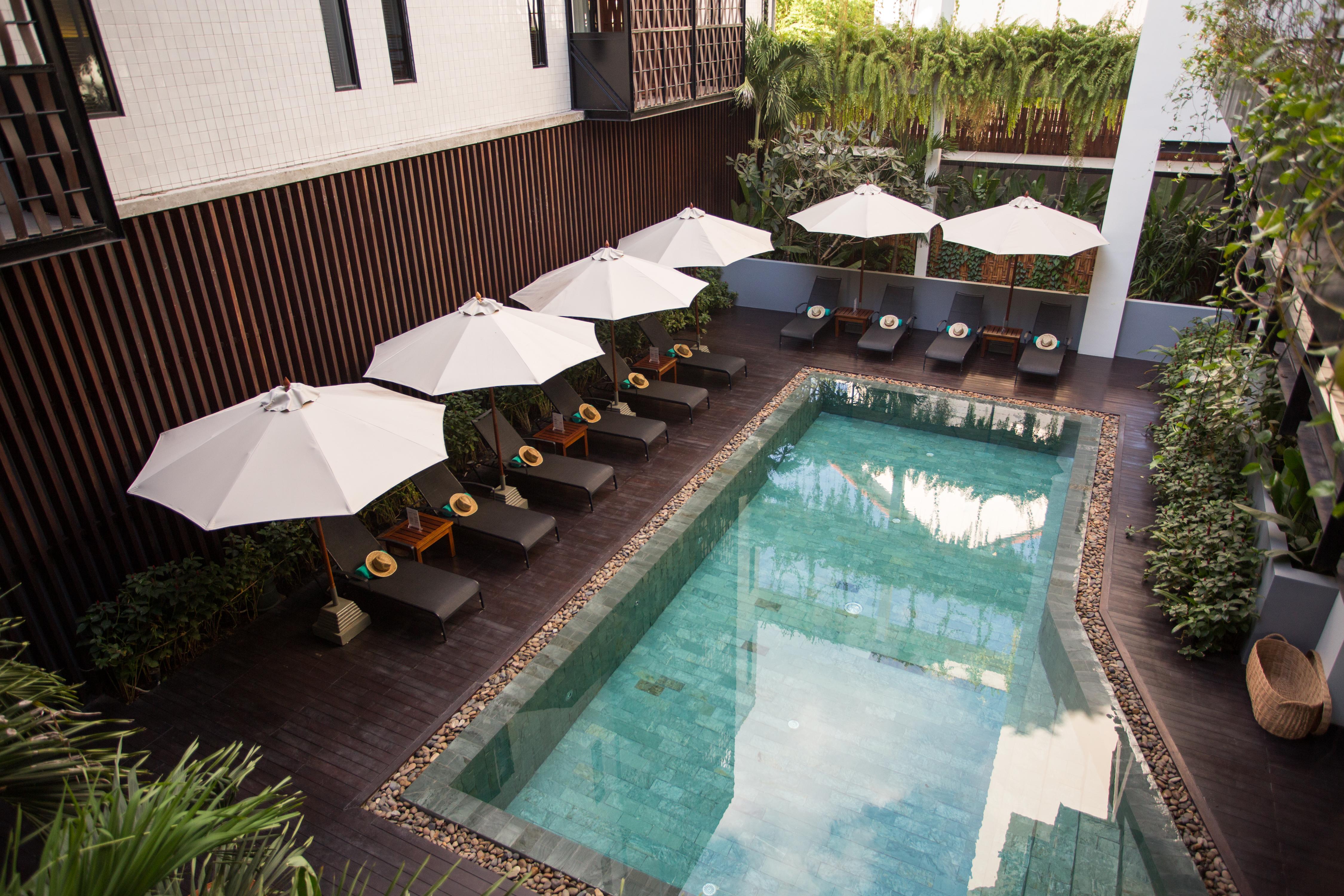 The Aviary Hotel