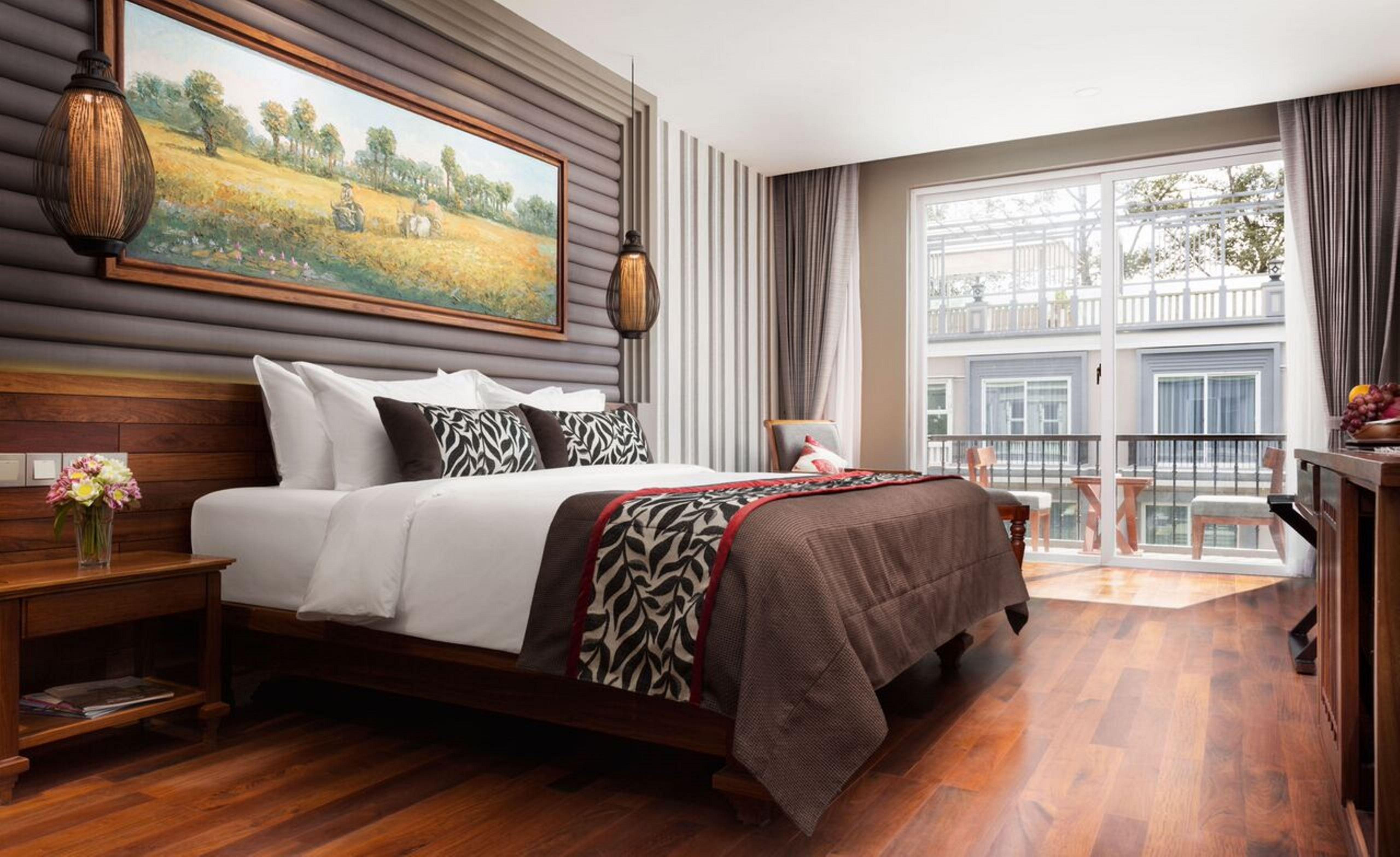 J7 Angkor 5* Siem Reap