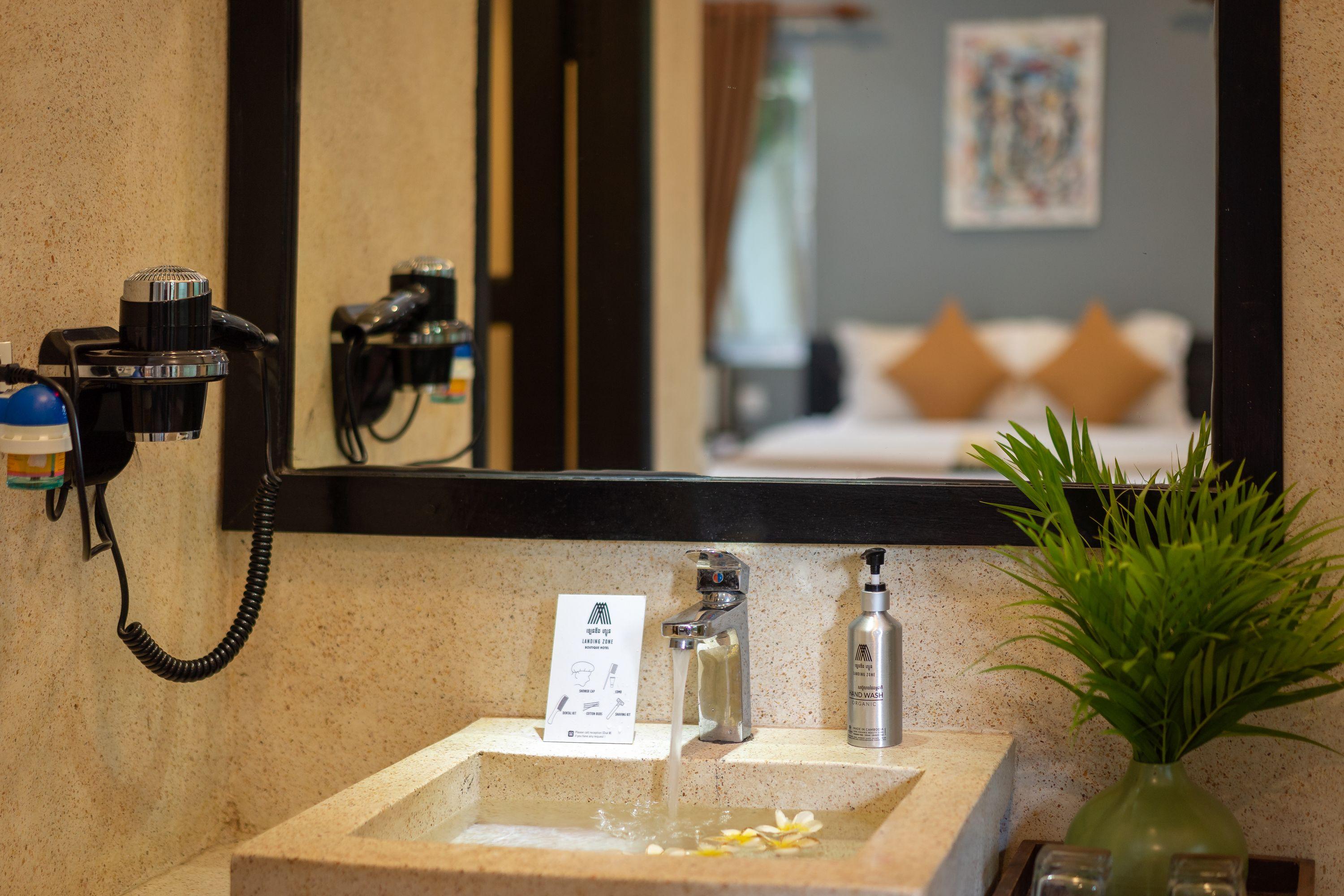Landing Zone Boutique 4*