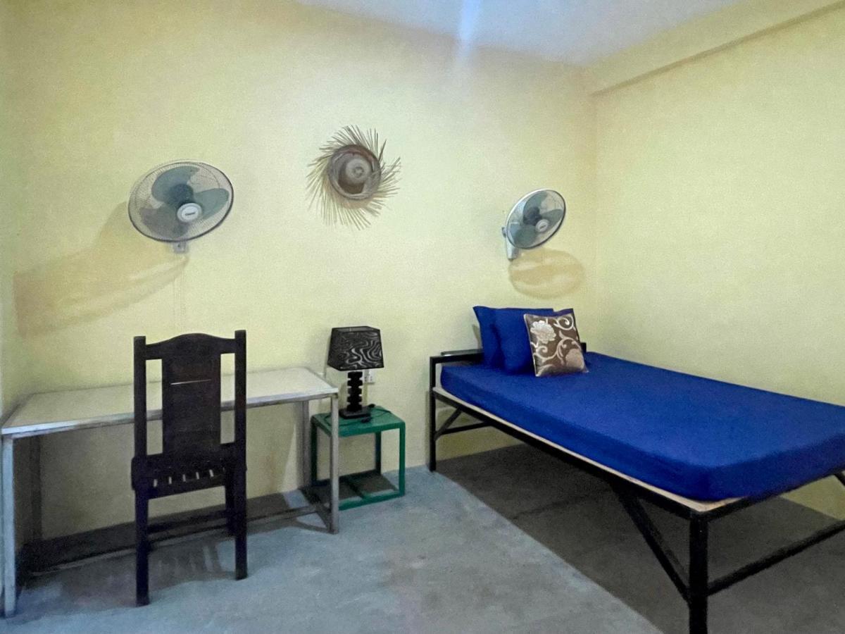 Homestay Aunty's House