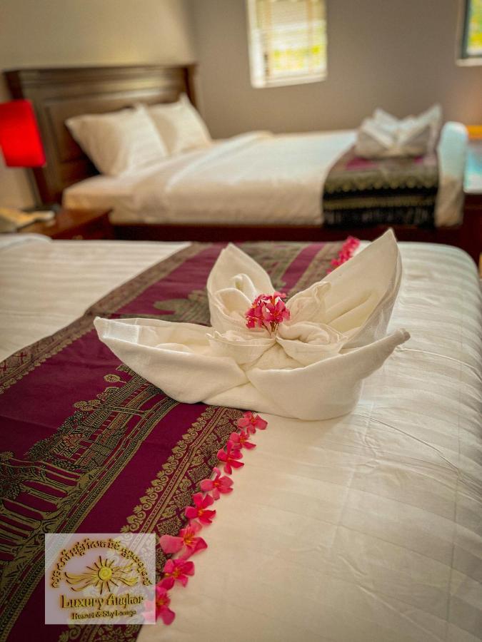 Luxury Angkor & Sky Lounge Hotel