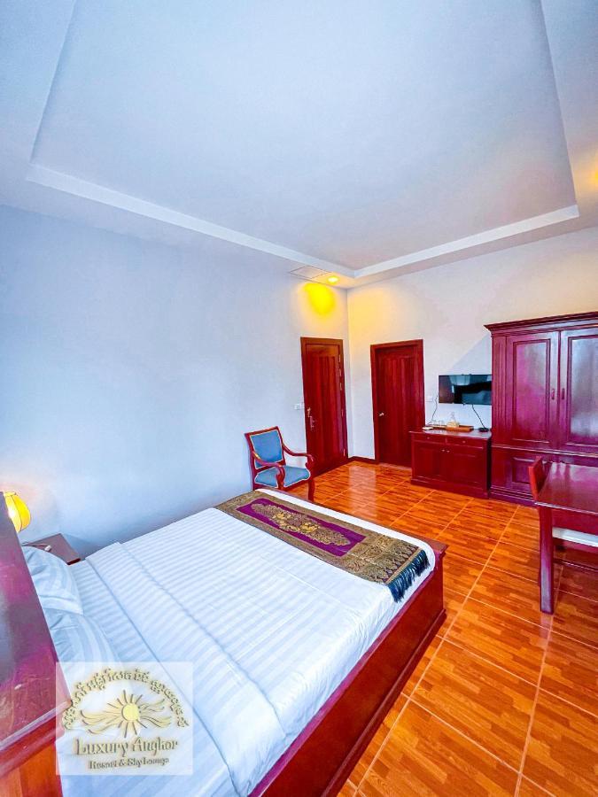 Hotel Luxury Angkor & Sky Lounge