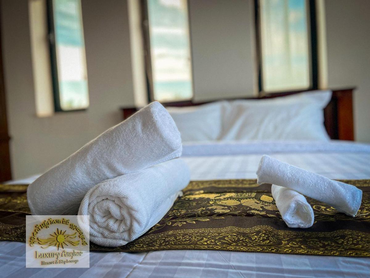 Hotel Luxury Angkor & Sky Lounge