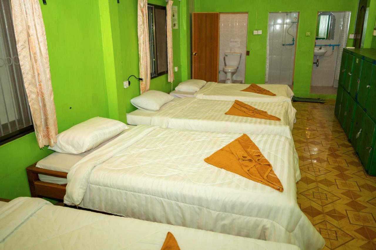 Aura Riverside Boutique Hotel 3*