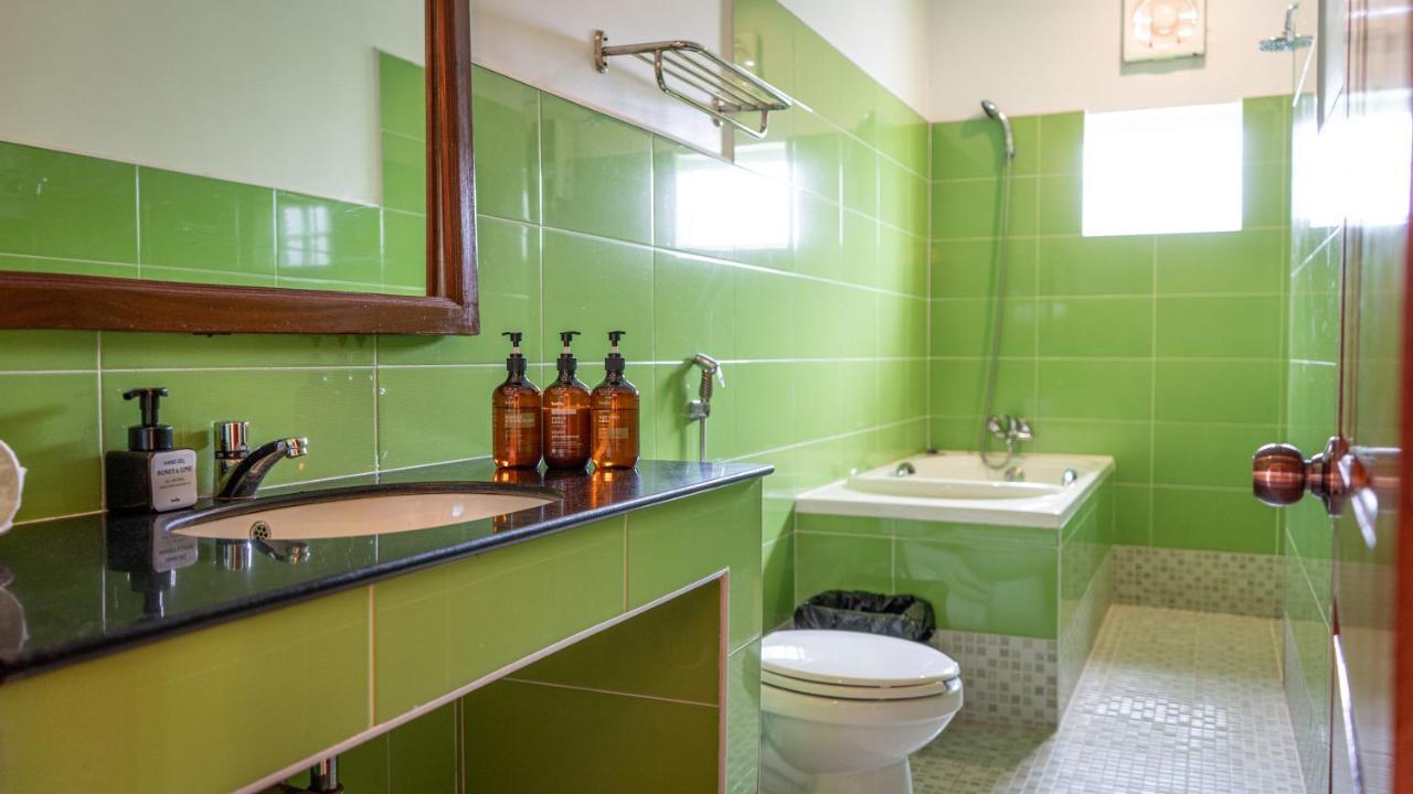 Hotel Den Totonou