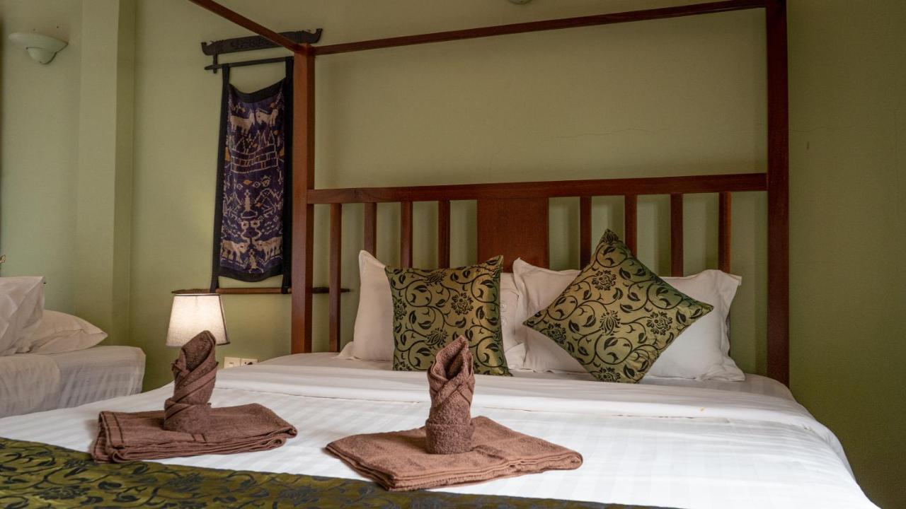 Hotel Den Totonou