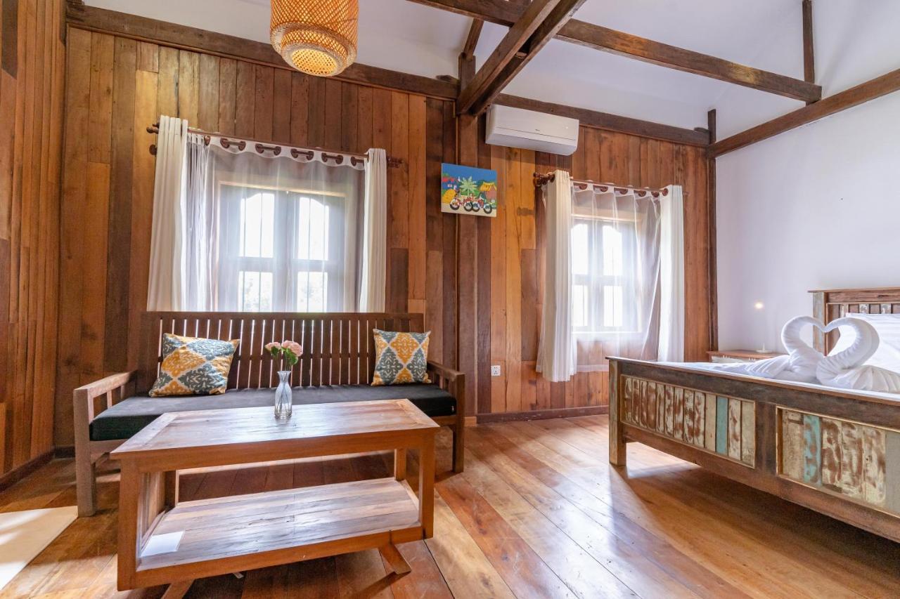 Casa *