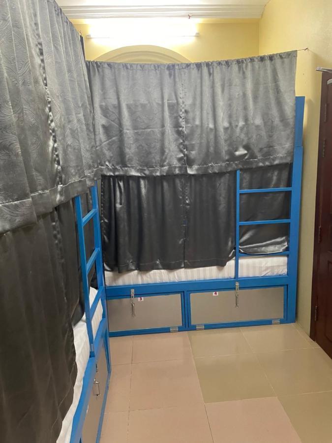 Rubi's Tour&guide Hostel *