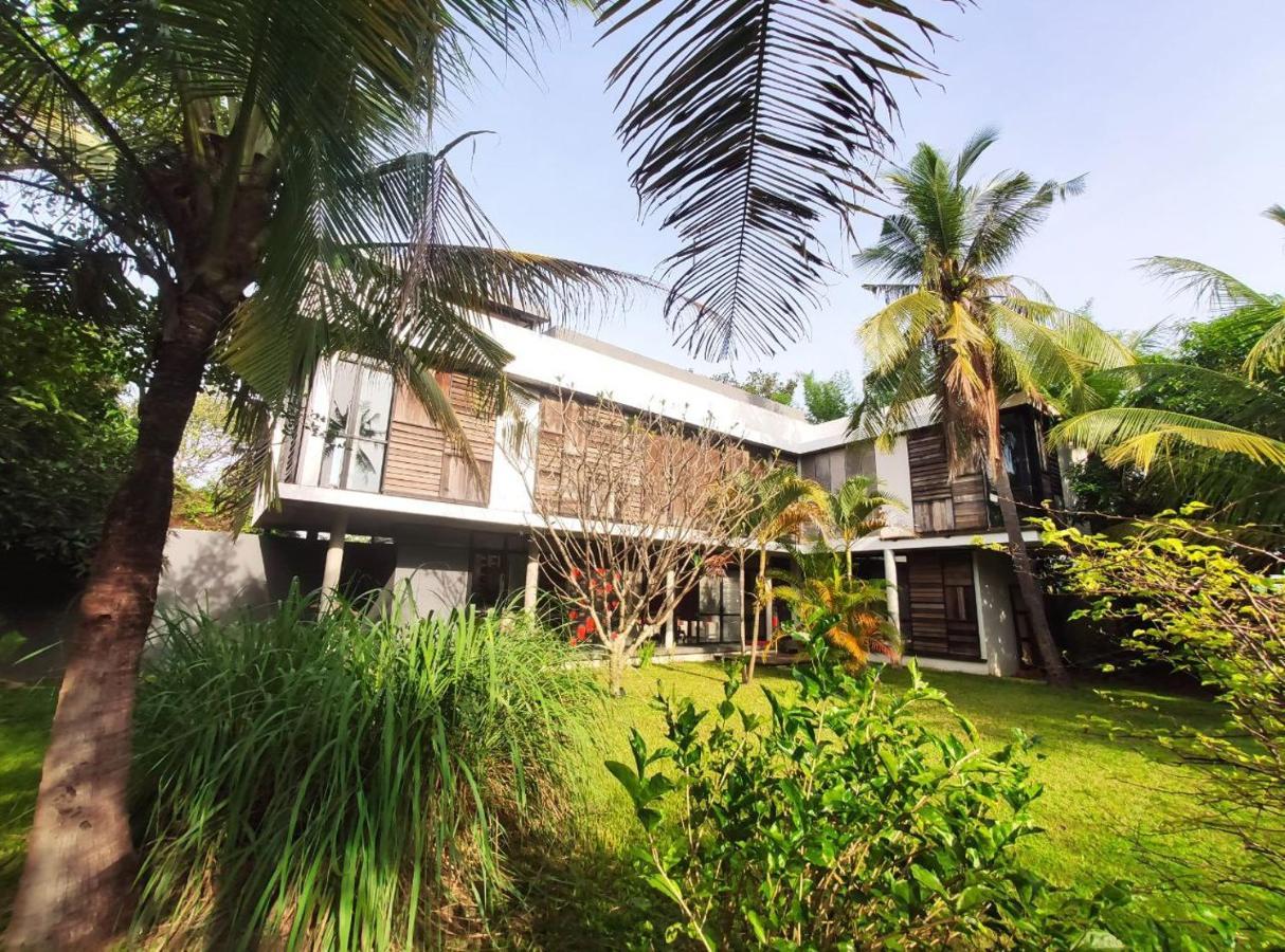 Villa Redbox House