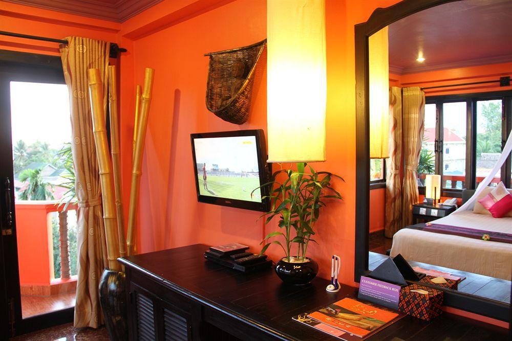 Hotel Golden Butterfly