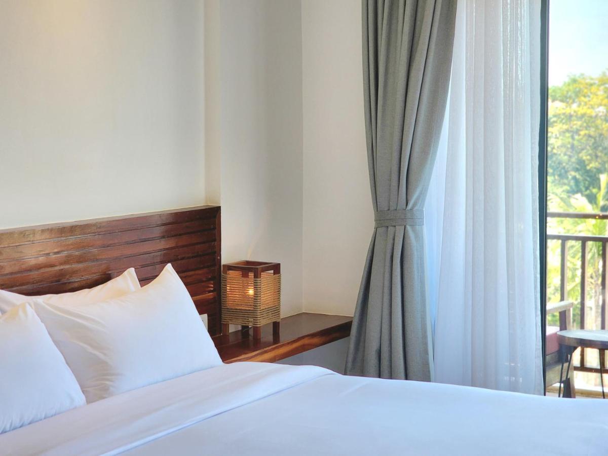 Yani Siem Reap