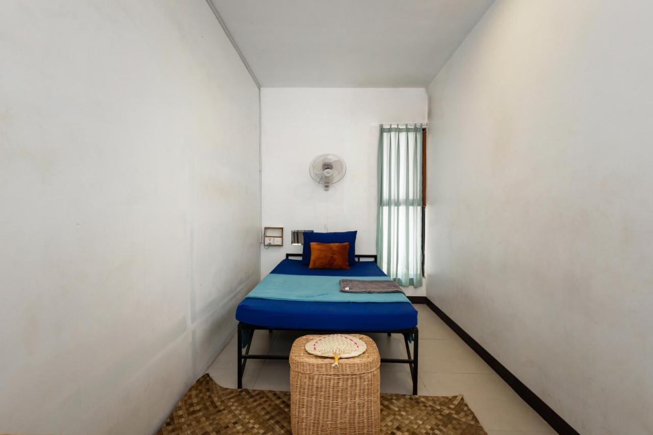 World Walkers, Homestay *