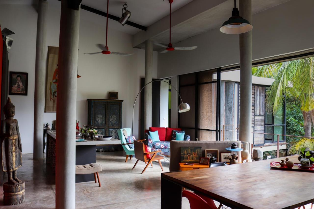Redbox House - Private Luxury Modern Style 5 Bedrooms Siem Reap