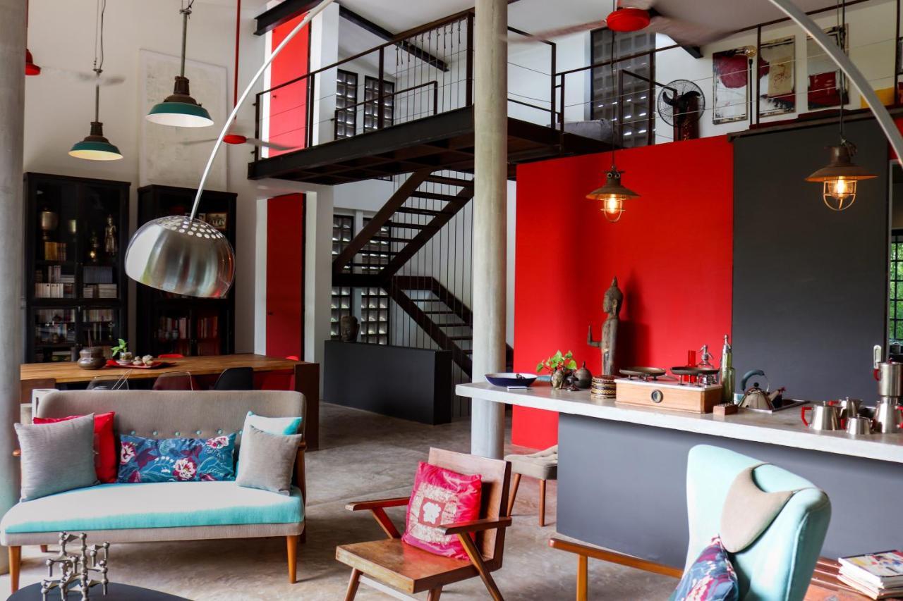 Redbox House - Private Luxury Modern Style 5 Bedrooms *