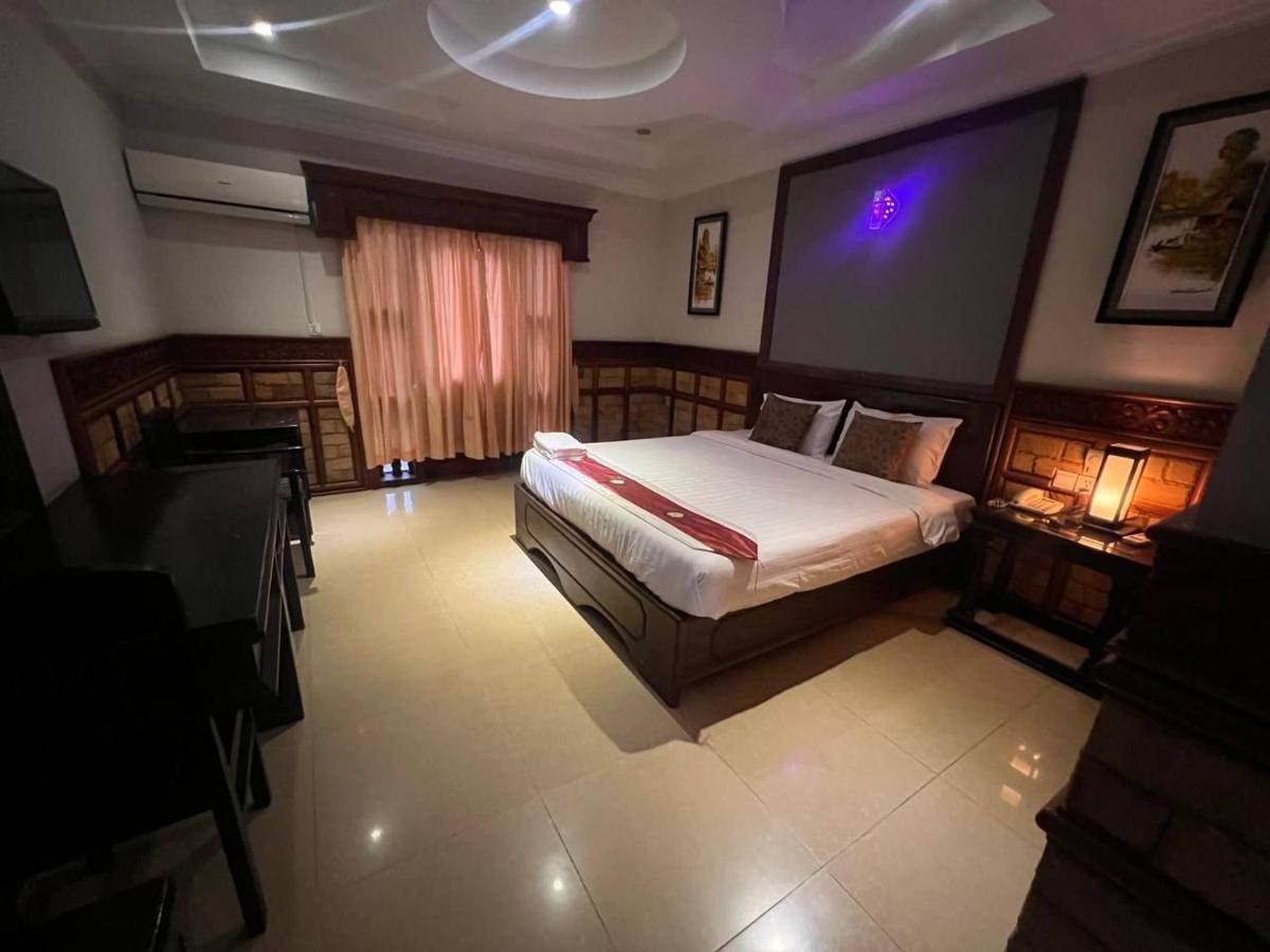 Beat Hotel