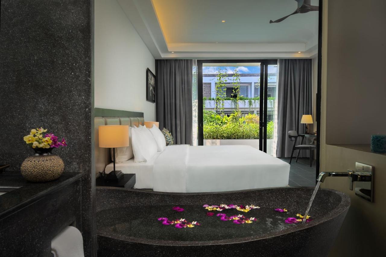 Eightfold Urban Resort 5*