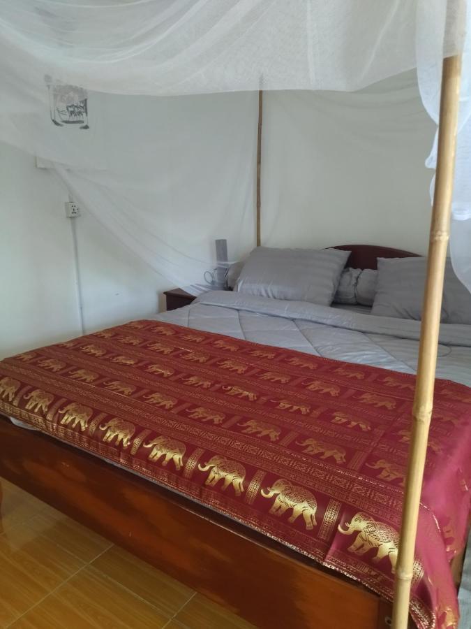 La Maison Des Bambous Bed & Breakfast 2*