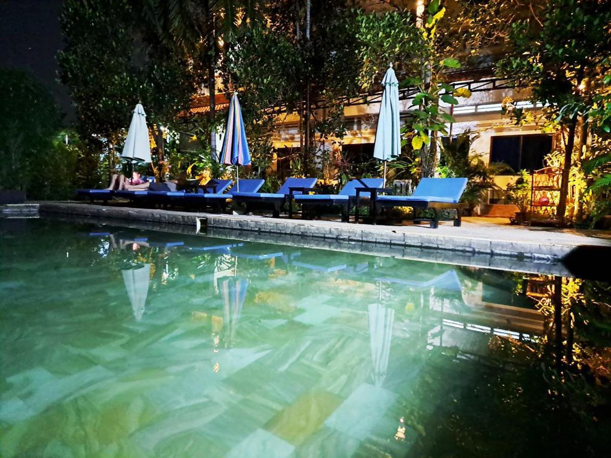 Nary Hotel