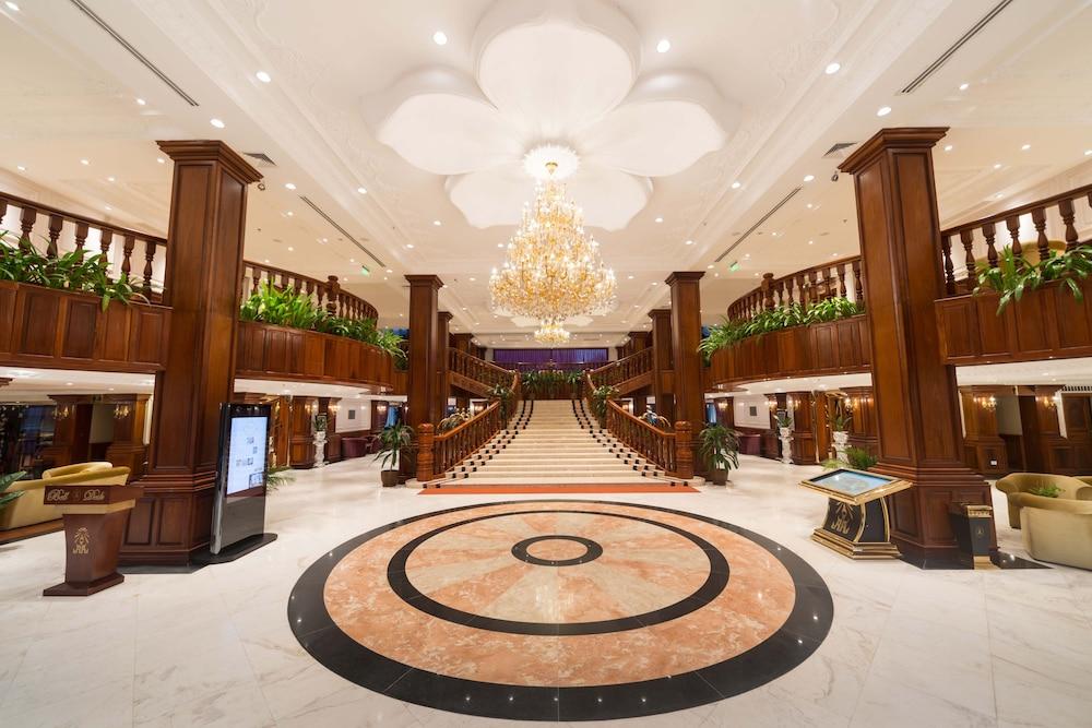 Hotel Regency Angkor 5*