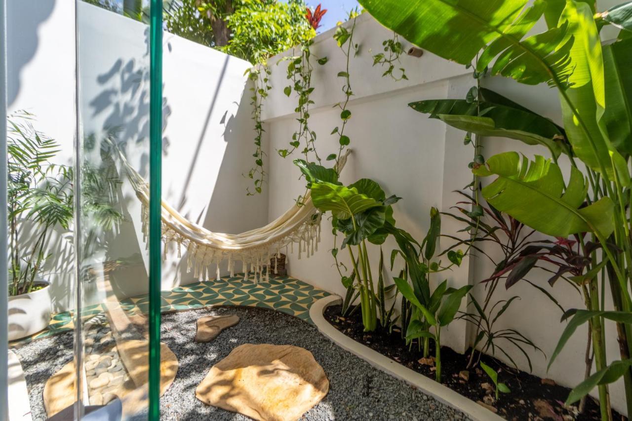 Hotel Through The Looking Glass Wellness Retreat Siem Reap