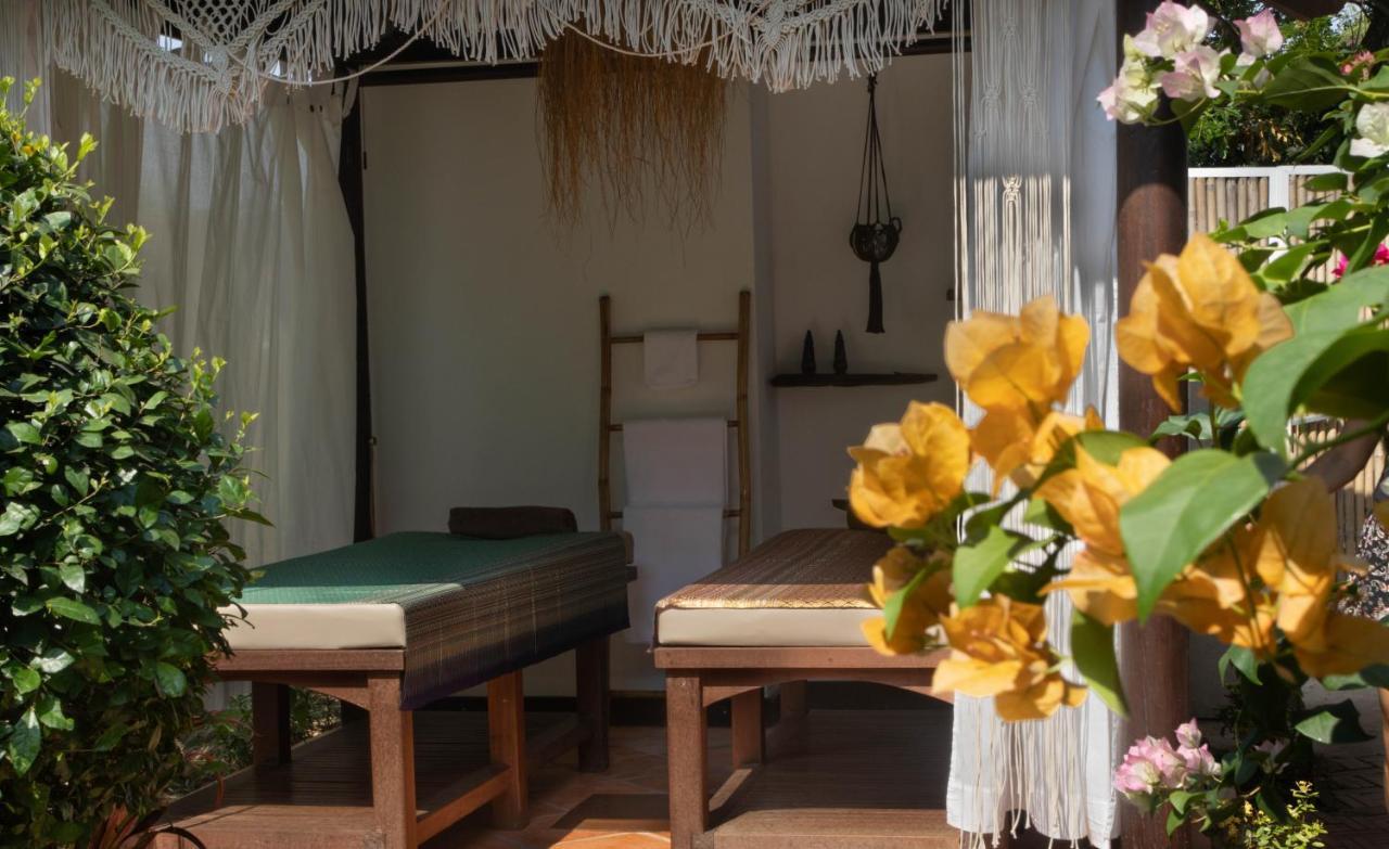 Through The Looking Glass Wellness Retreat 4* Siem Reap