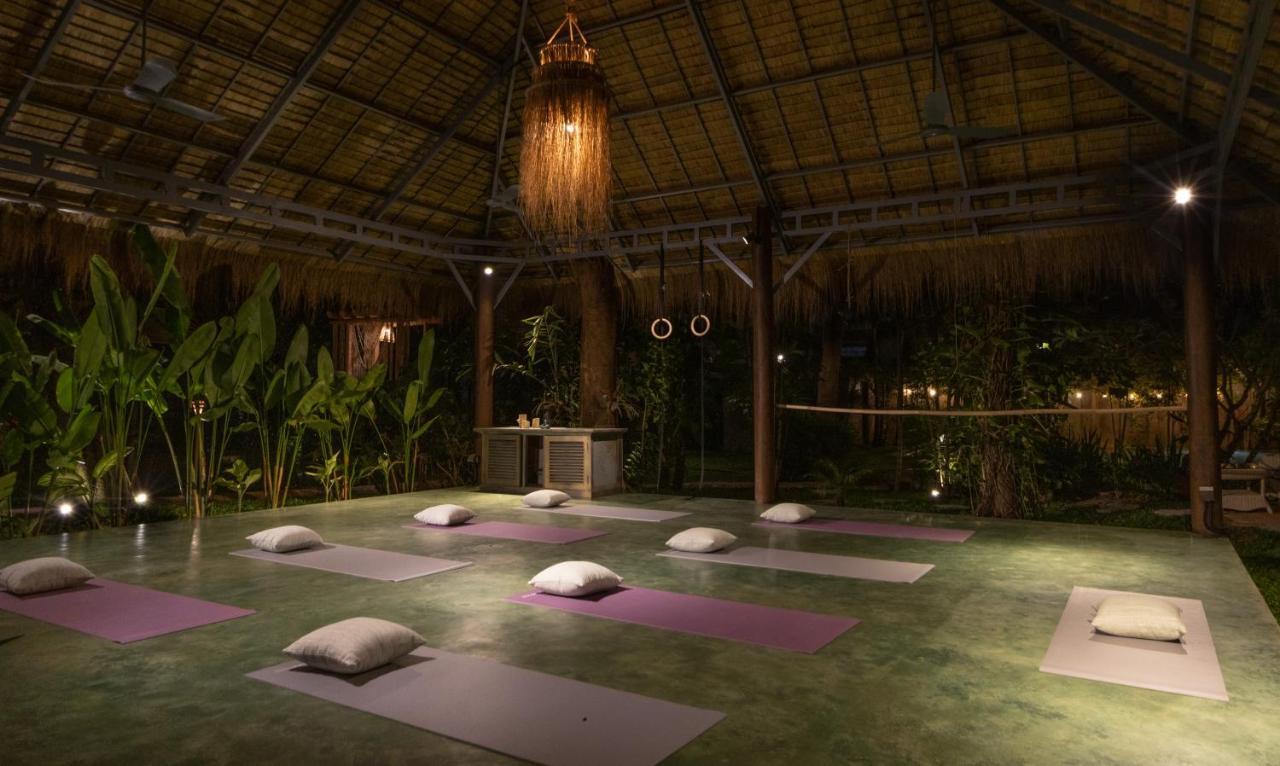 Hotel Through The Looking Glass Wellness Retreat Siem Reap