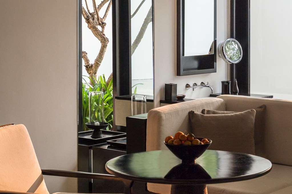 Hotel Amansara