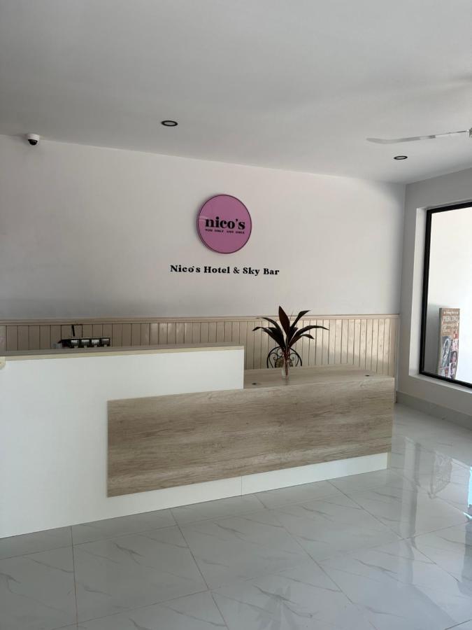 Hotel Nico's And Skybar 3*