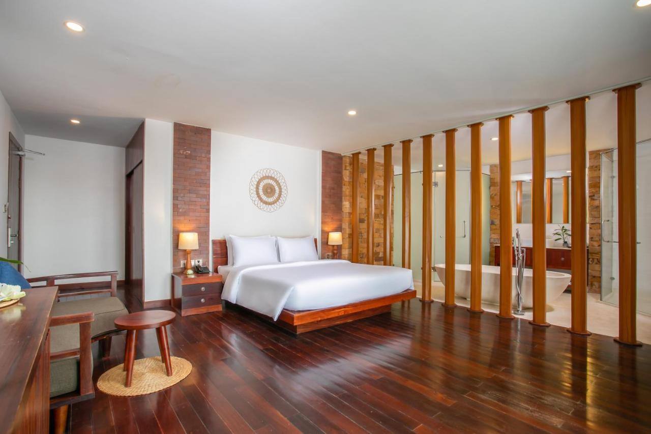 Hotel Mera 4*