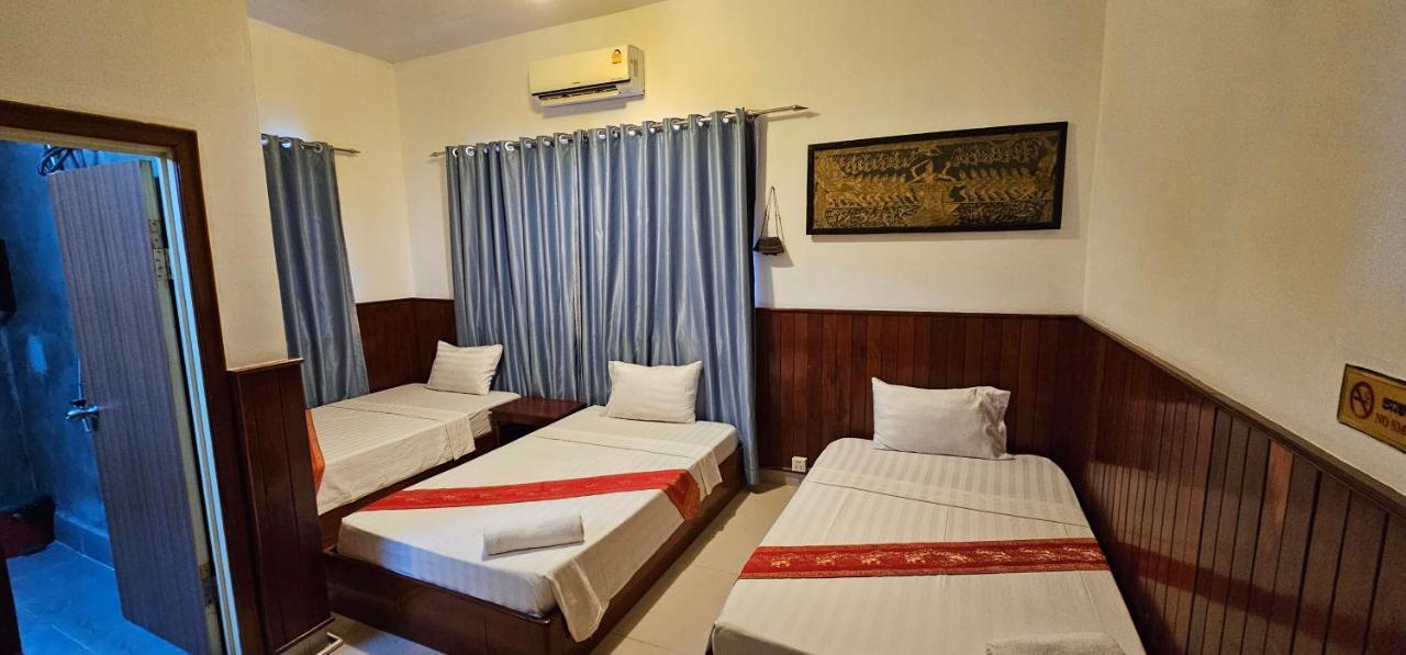Retro Quarter Mb Hostel *