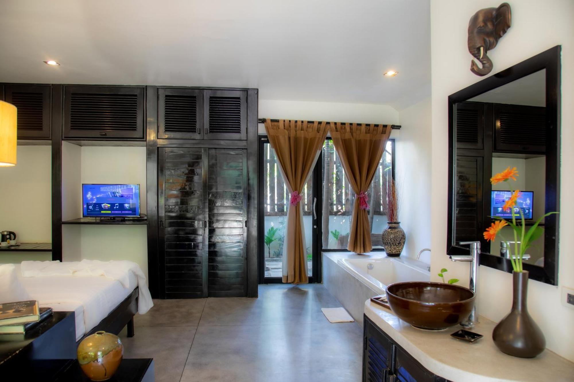 Bunwin Hotel 4*