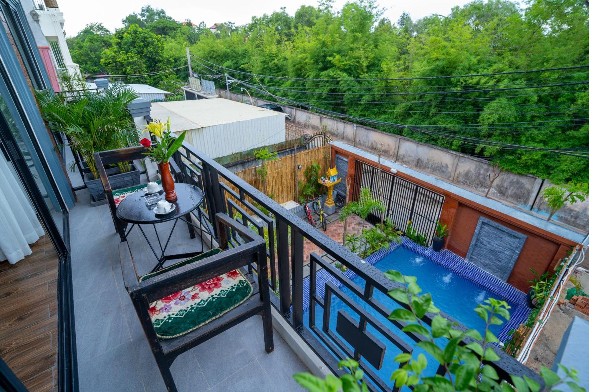 Angkor Rithy 2 *