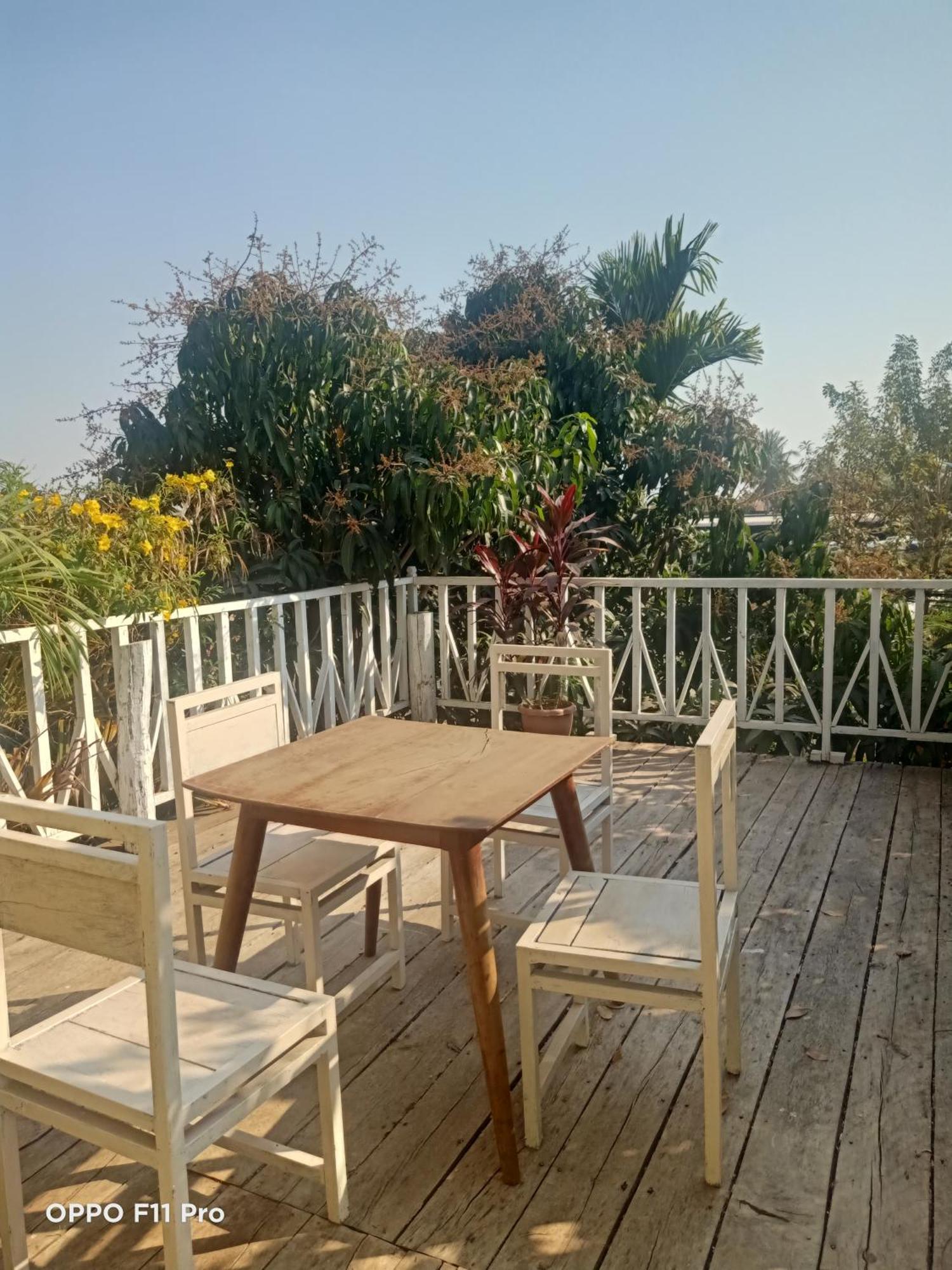 Hospedagem domiciliar Yellow Natural House