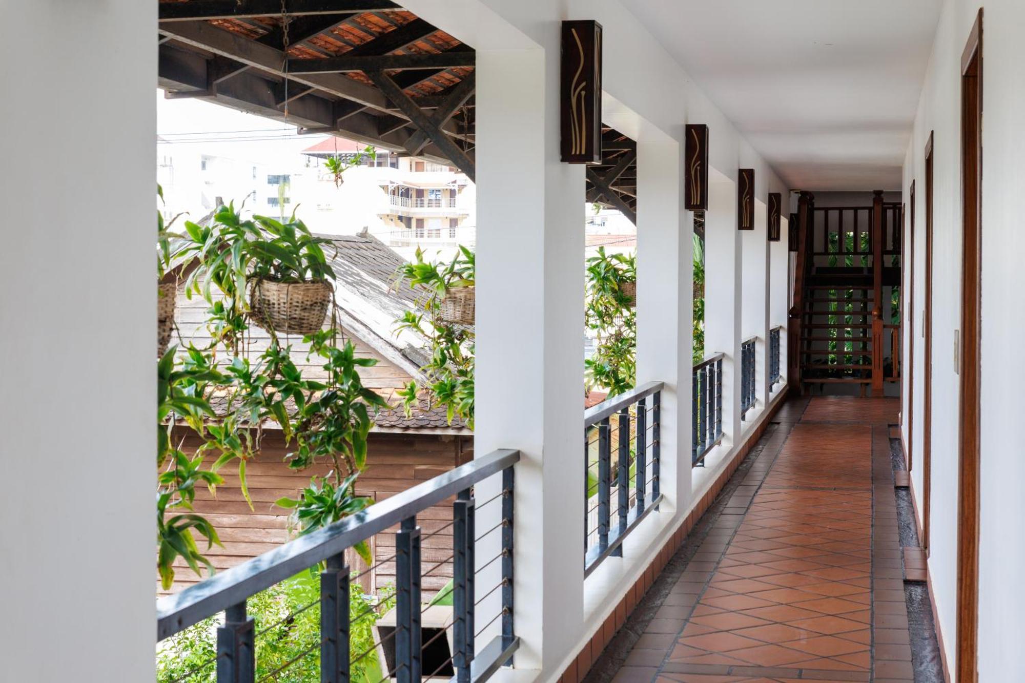 Hotel Sakaban 4*
