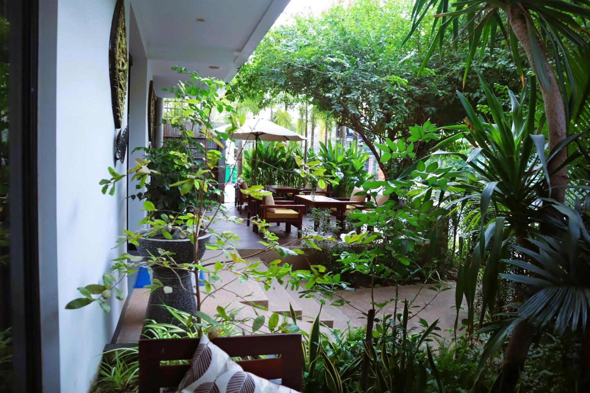 Hotel Palace &
