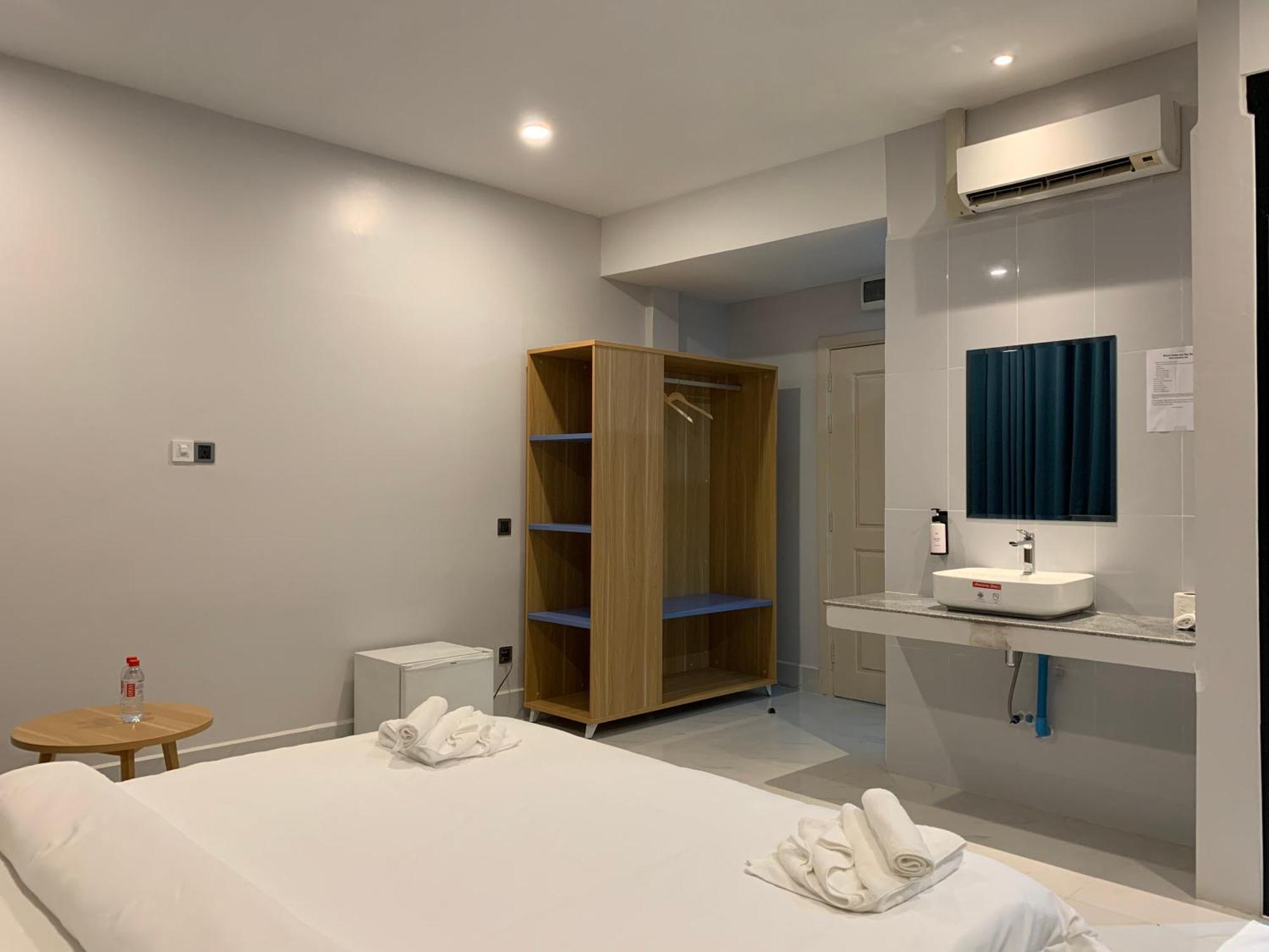 Nico's And Skybar Hotel 3*